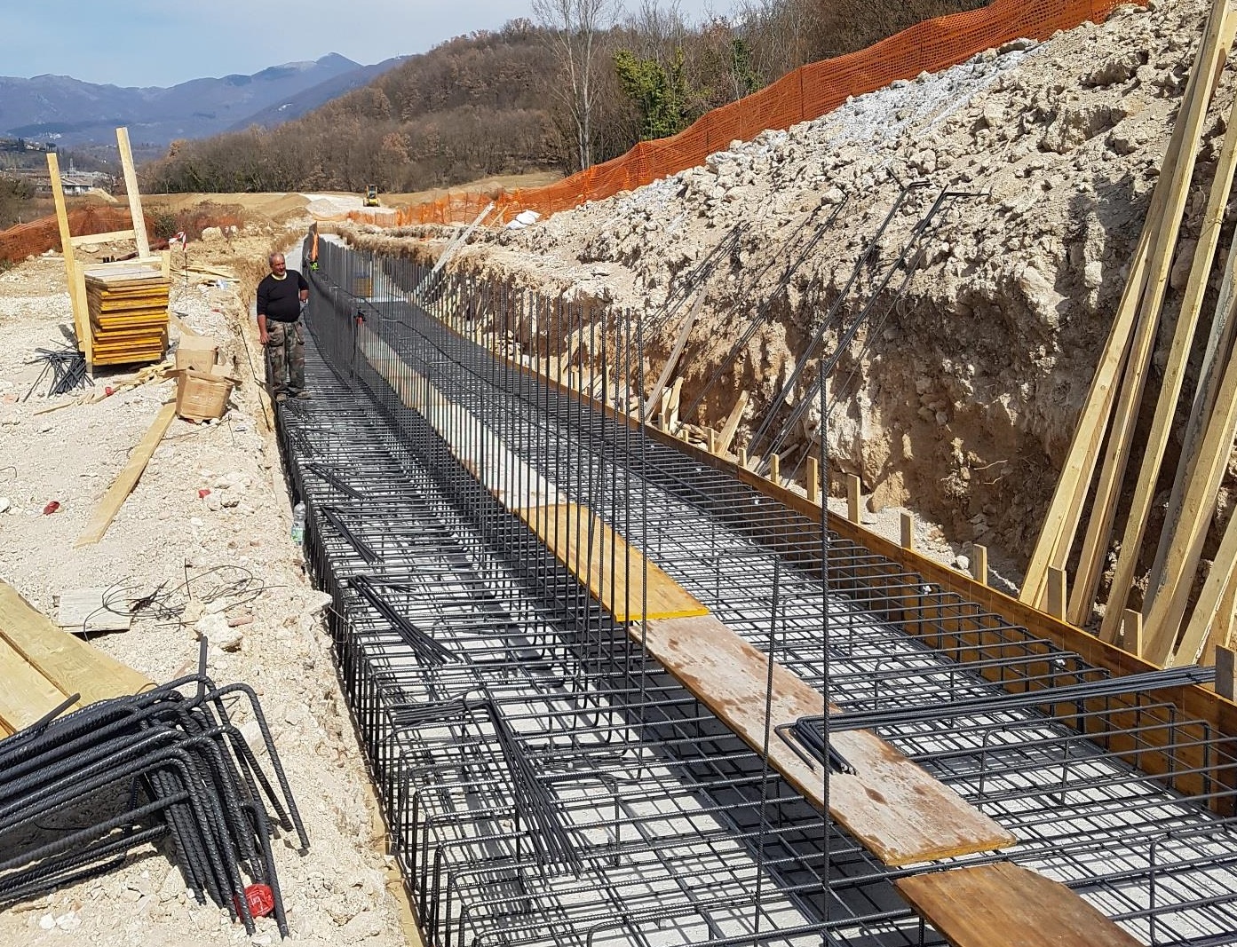 LAZIO, svincoli di Rieti: effettuate armature e innesti dei pali