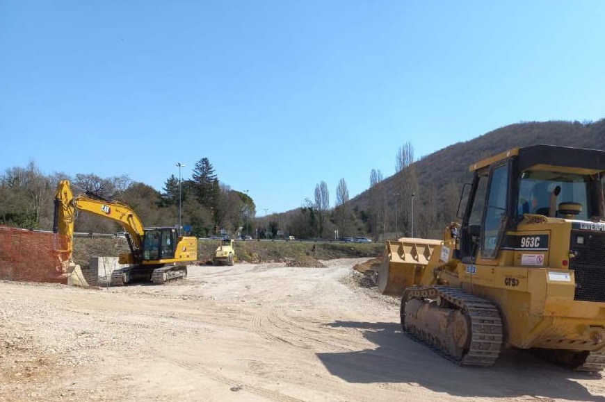 LAZIO, svincoli di Rieti: effettuate armature e innesti dei pali